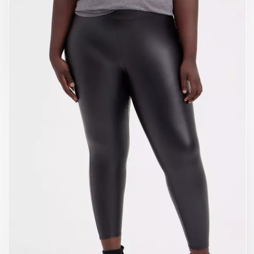 Torrid size 3 (3xl) black faux leather leggings